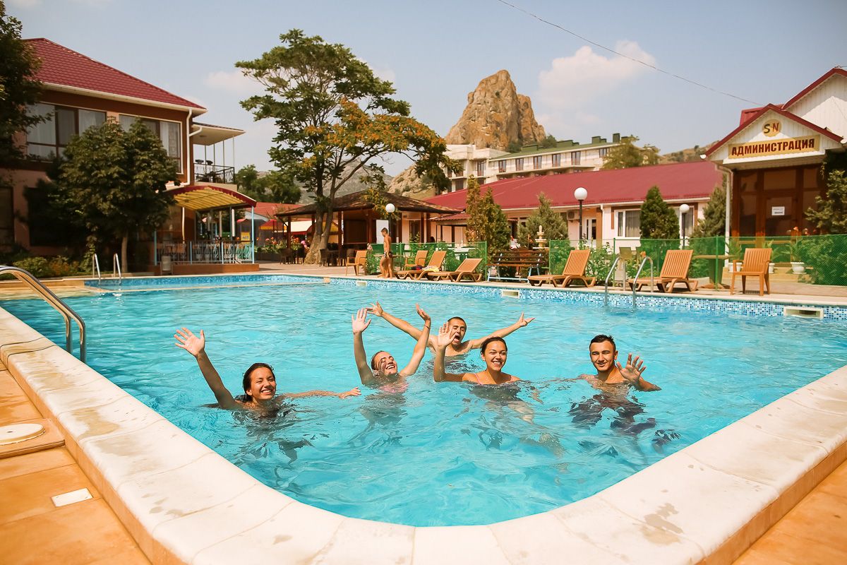 Отель “Сейт-Неби” с бассейном - лучшее место, где отдохнуть в Феодосии, Крым 2026